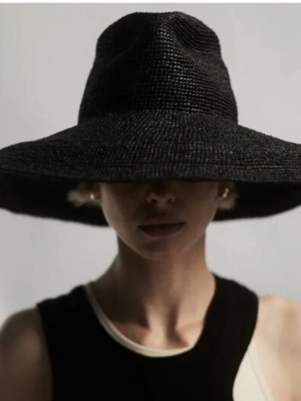 Janessa Leone Waverly Hat - Black - Large - NEW